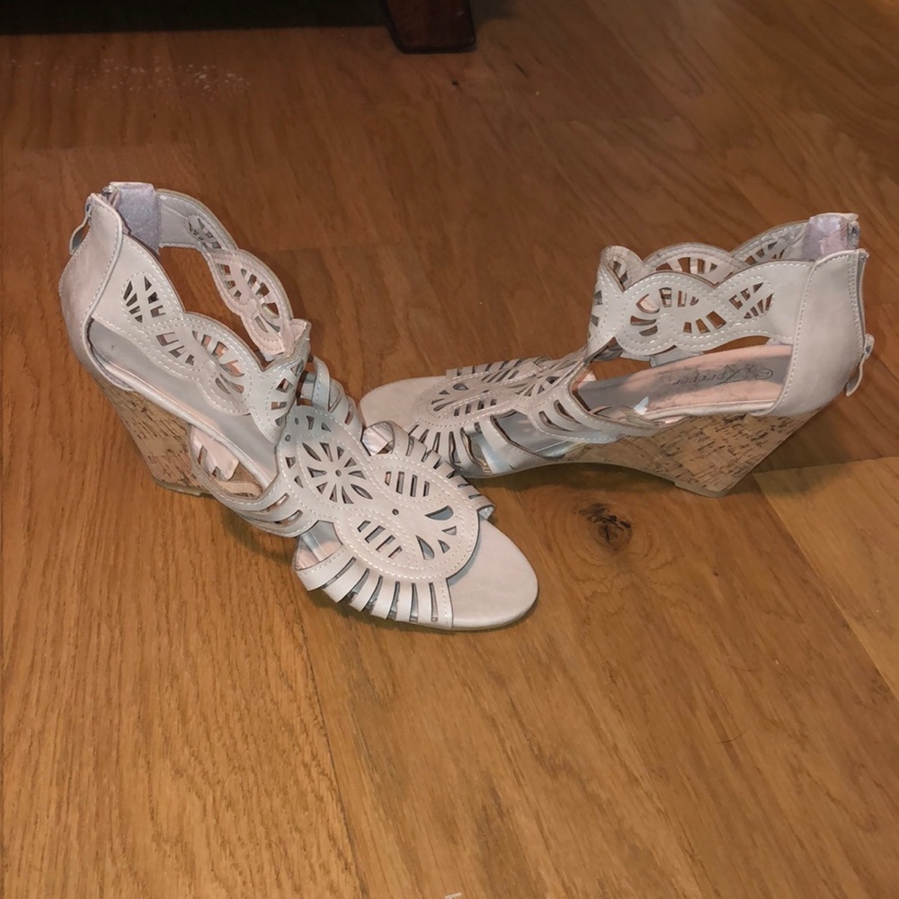 Cookie cutter wedges! Size 7 1/2